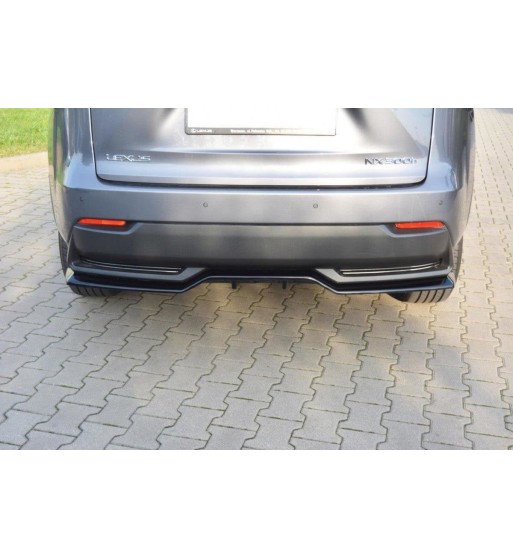 Splitter posteriore per Lexus NX Mk1 H (con Einem Vertikalem Balken)