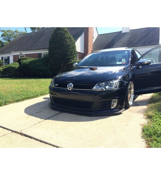 Front splitter for Volkswagen Jetta Mk6 GLI