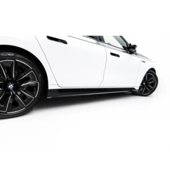 Side skirt diffusers V.2 for BMW i7 e-Drive50 M-Pack / i7 x-Drive60 M-Pack / i7 M70 xDrive M-Pack G70