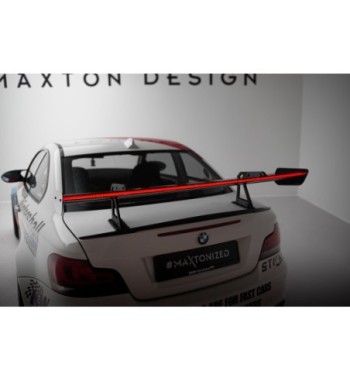 Carbon spoiler with upper swan-neck mounts + LED for BMW 1 M E82