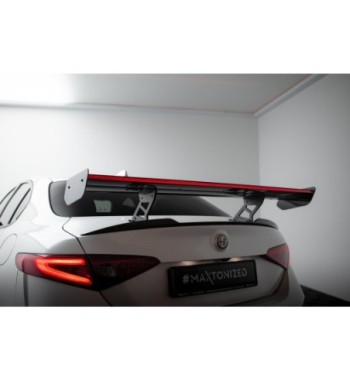 Carbon spoiler + LED for Alfa Romeo Giulia Quadrifoglio