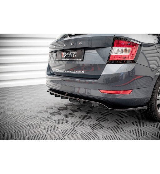 Diffusore posteriore con alette verticali per Skoda Fabia Combi Mk3 Facelift
