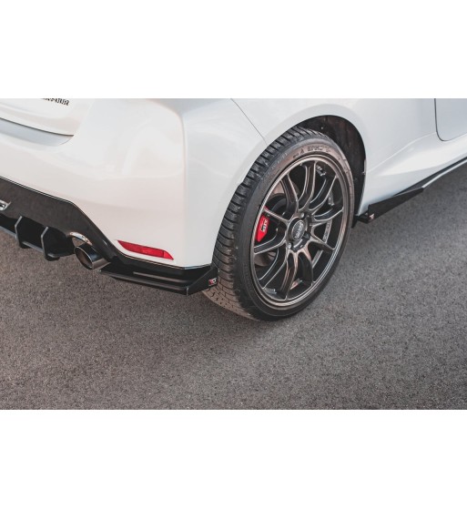 Street Pro Splitter laterali posteriori + Flap per Toyota GR Yaris Mk4
