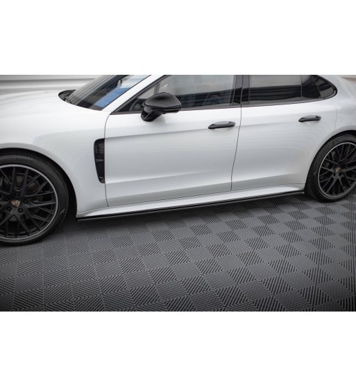 Side skirt diffusers for Porsche Panamera GTS 971