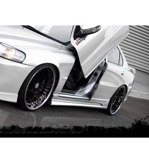 Side skirt diffusers for Volvo S60 Mk1