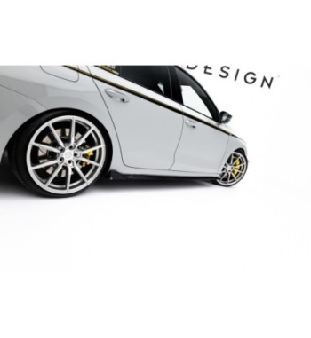 Side skirt diffusers V.4 for Skoda Octavia RS Liftback / Combi Mk4