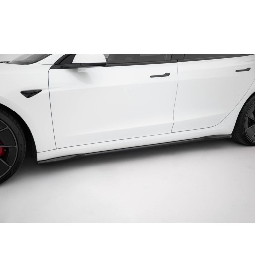 Side skirt diffusers V.2 for Tesla Model 3 Performance Mk1 Facelift
