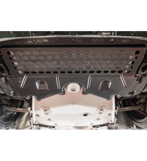 Carbon engine undertray for BMW M2 G87