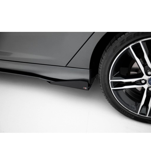 Side flaps for Ford Focus ST Mk3 Facelift