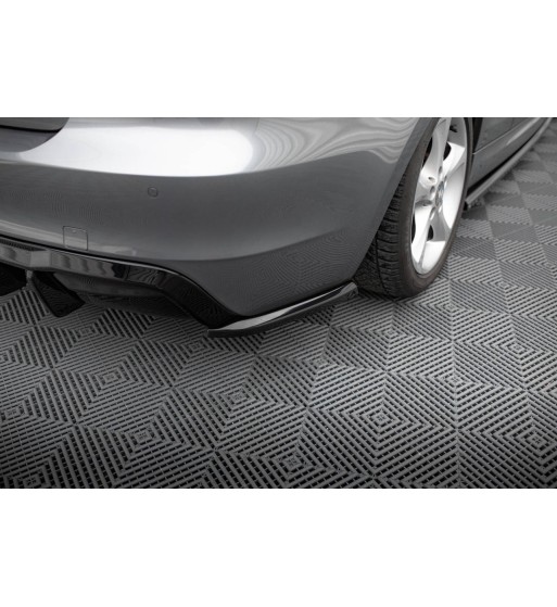 Heck Diffusor Seite passend für BMW 1 M-Pack E82