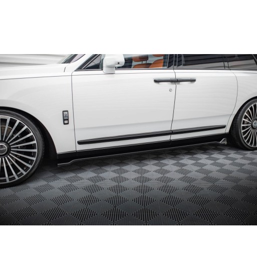 Side skirt diffusers for Rolls Royce Cullinan