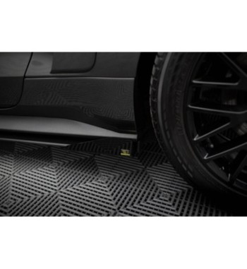 Side flaps for Ford Mustang GT Mk6