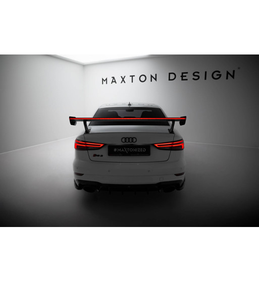 Spoiler in carbonio con staffe esterne verticali + LED Audi A3 / A3 S-Line / S3 / RS3 Berlina 8V / 8V Facelift Spoiler in carbonio con staffe esterne verticali + LED Audi A3 / A3 S-Line / S3 / RS3 Berlina 8V / 8V Facelift