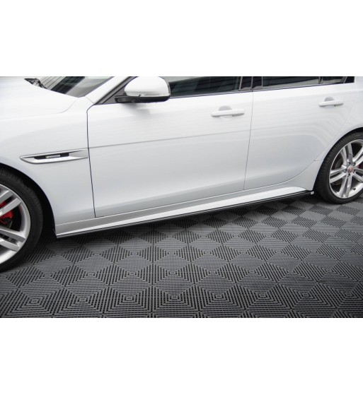 Side skirt diffusers for Jaguar XE R-Sport X760