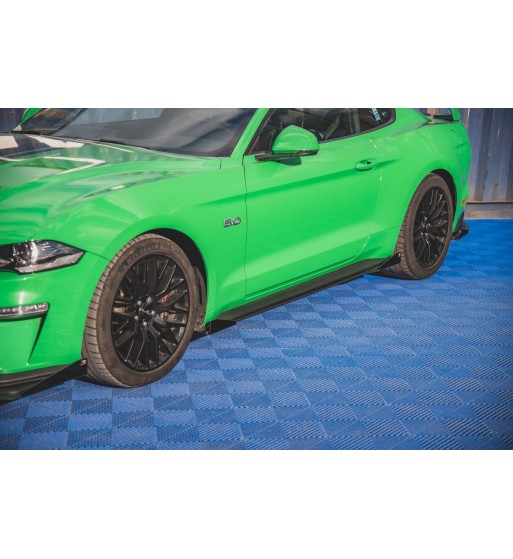 Street Pro Side skirt diffusers V.1 + Flaps for Ford Mustang GT Mk6 Facelift